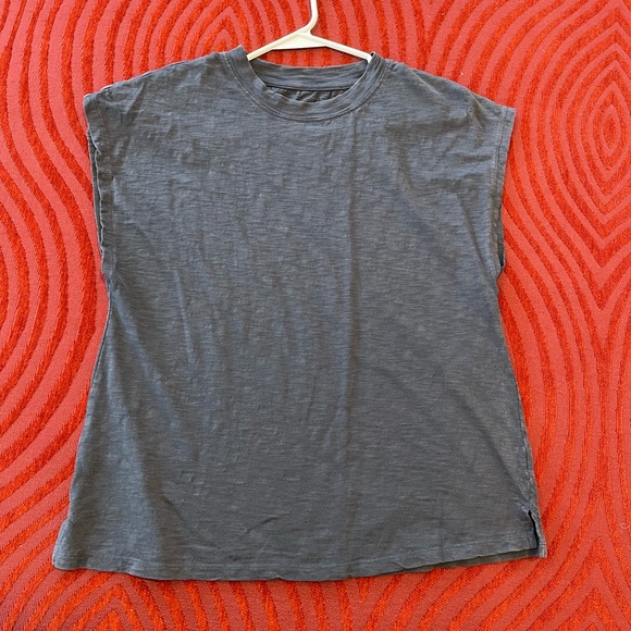 Lot of 9 Womens Tee’s medium/large size - Picture 3 of 16